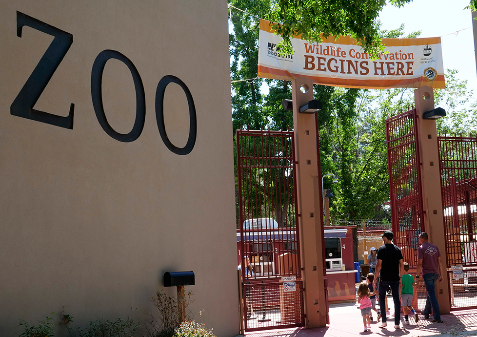 Zoo Capitol Blvd. Entry Detour